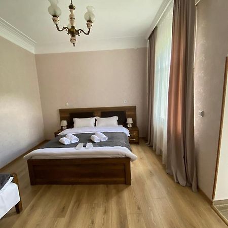 Dato Khetaguri Apartment Kazbegi Bagian luar foto