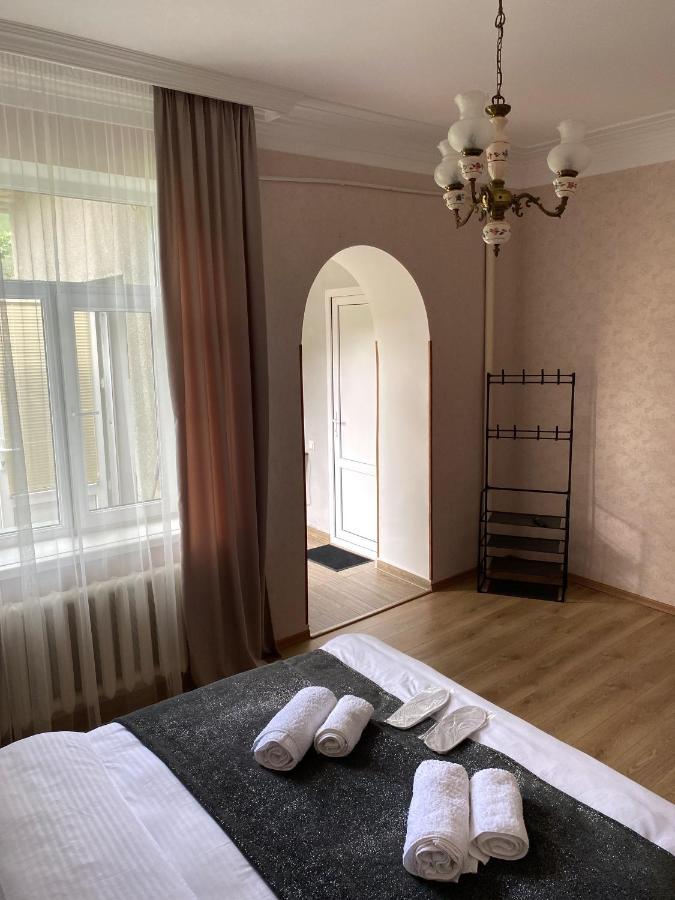 Dato Khetaguri Apartment Kazbegi Bagian luar foto